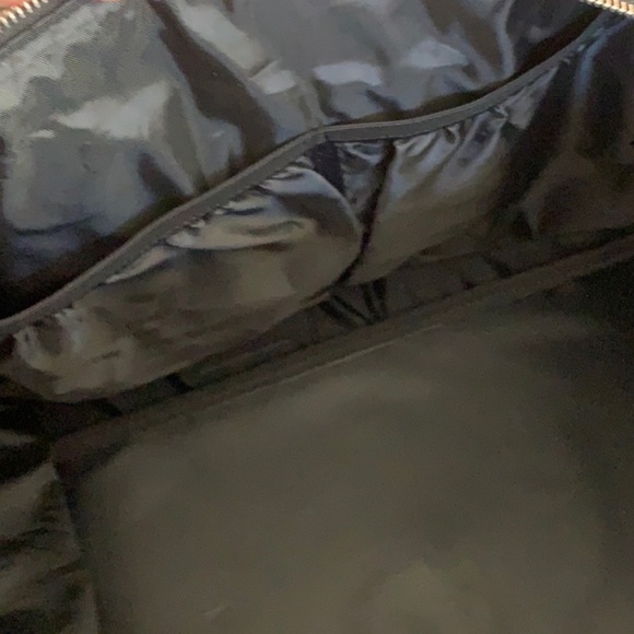 SOLD xx NEW Lifetime Fitness Gym Duffle - Picture 3 of 7